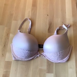 Pink Victoria’s Secret 34DD padded Demi